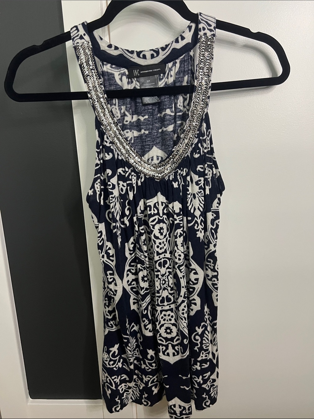 INC International Concepts Navy & White 2000s Y2K Tuscan Beaded Scoop Neck Tank